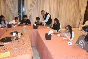 DINNING-ETIQUETTE-26.5.25.4